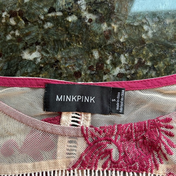 MinkPink Sweetest Sound Sheer embroidered lace top. Bell sleeves. Like new cond - Picture 9 of 13